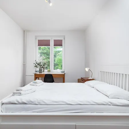 Aleja Stanow Zjednoczonych 21 By Homeprime *